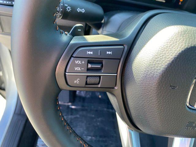Photo of 2026 Solar Silver Metallic Honda CR-V Hybrid