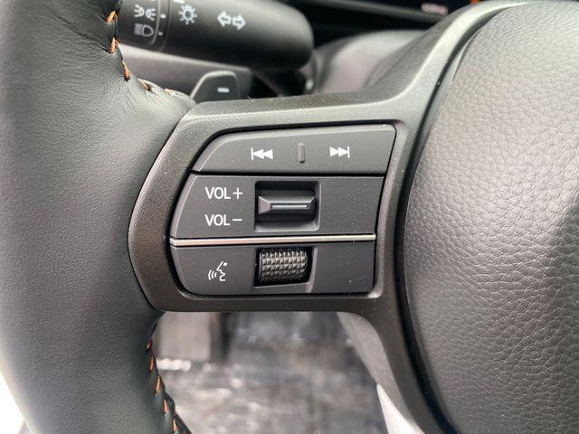 Photo of 2026 Platinum White Pearl Honda CR-V Hybrid