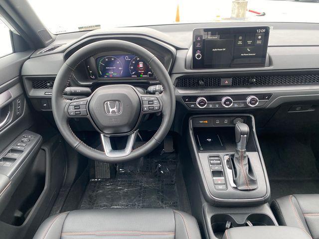 Photo of 2026 Platinum White Pearl Honda CR-V Hybrid