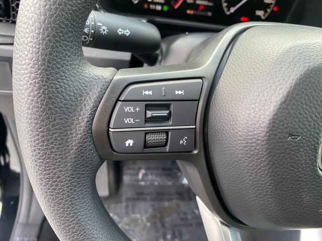 Photo of 2026 Crystal Black Pearl Honda CR-V