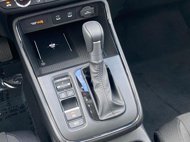 Photo of 2026 Crystal Black Pearl Honda CR-V