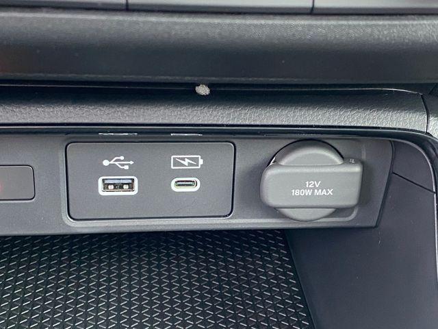 Photo of 2025 Still Night Pearl Honda CR-V