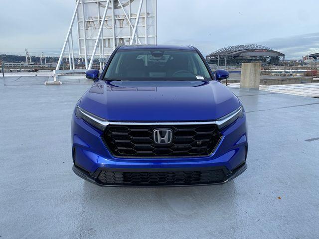 Photo of 2025 Still Night Pearl Honda CR-V