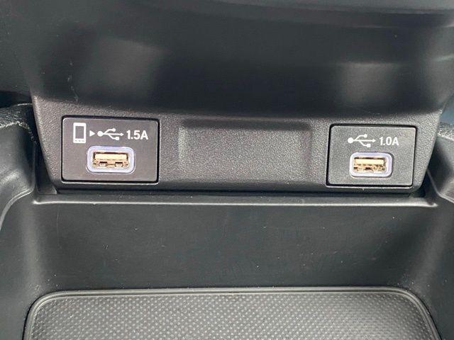 Photo of 2022 Crystal Black Pearl Honda CR-V