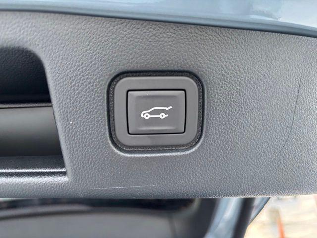 Photo of 2025 Sonic Gray Pearl Honda Prologue