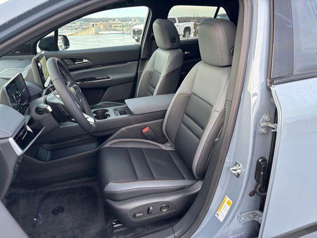Photo of 2025 Sonic Gray Pearl Honda Prologue