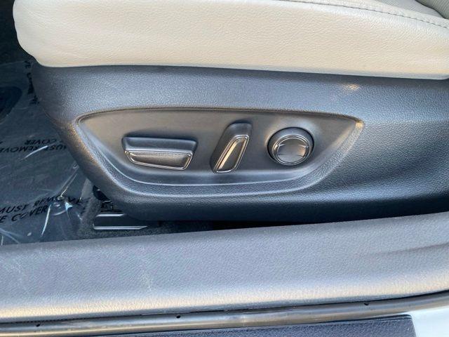 Photo of 2024 Wind Chill Pearl Toyota Camry