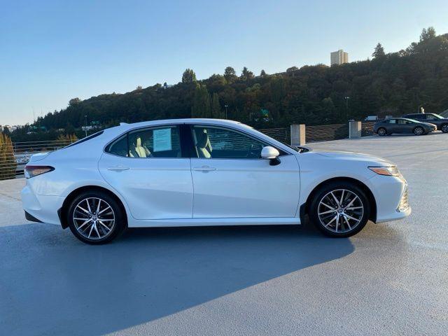 Photo of 2024 Wind Chill Pearl Toyota Camry