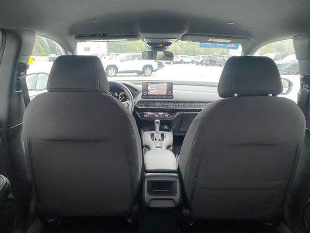 Photo of 2024 Platinum White Pearl Honda HR-V