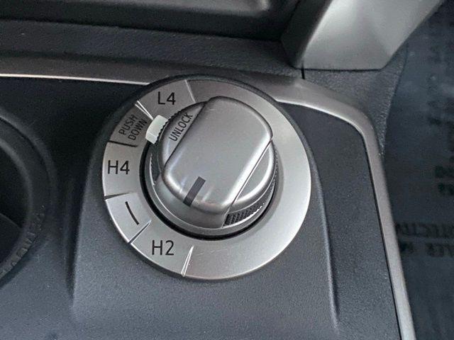 Photo of 2024 Classic Silver Metallic Toyota 4Runner
