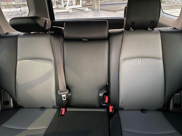 Photo of 2024 Classic Silver Metallic Toyota 4Runner