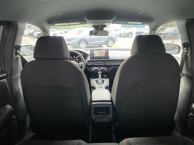 Photo of 2025 Urban Gray Pearl Honda HR-V