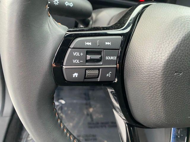 Photo of 2025 Urban Gray Pearl Honda HR-V