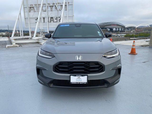 Photo of 2025 Urban Gray Pearl Honda HR-V