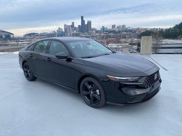 Photo of 2025 Crystal Black Pearl Honda Accord Hybrid