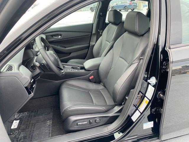 Photo of 2025 Crystal Black Pearl Honda Accord Hybrid