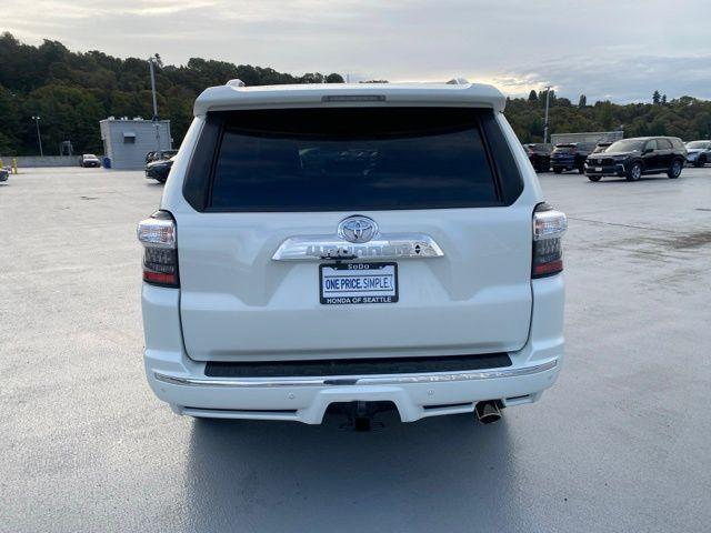 Photo of 2021 Blizzard Pearl Toyota 4Runner