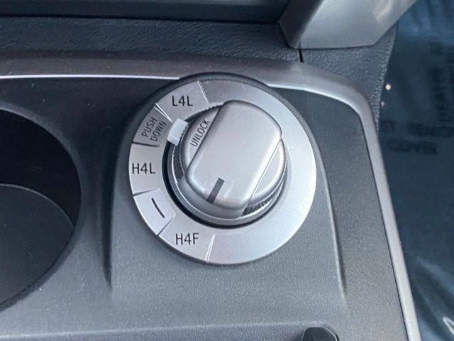 Photo of 2021 Blizzard Pearl Toyota 4Runner