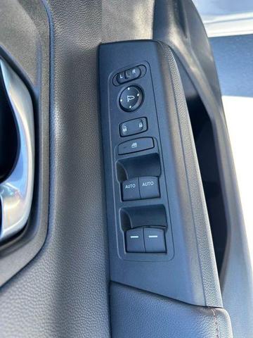 Photo of 2023 Platinum White Pearl Honda CR-V Hybrid