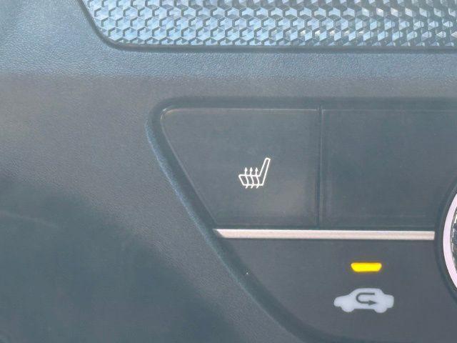Photo of 2023 Platinum White Pearl Honda CR-V Hybrid