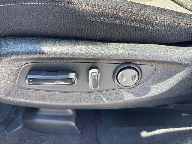 Photo of 2023 Platinum White Pearl Honda CR-V Hybrid