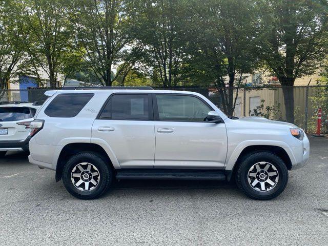 Photo of 2024 Classic Silver Metallic Toyota 4Runner