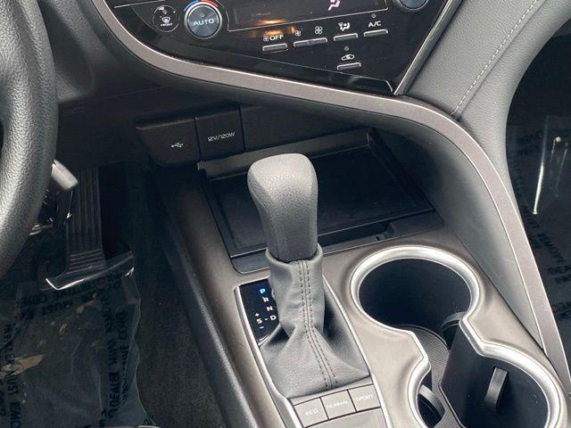 Photo of 2024 Midnight Black Metallic Toyota Camry