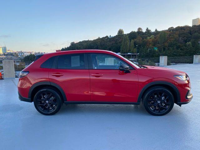 Photo of 2024 Milano Red Honda HR-V