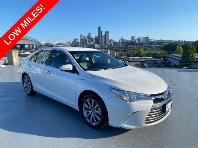 2015 Toyota Camry Hybrid