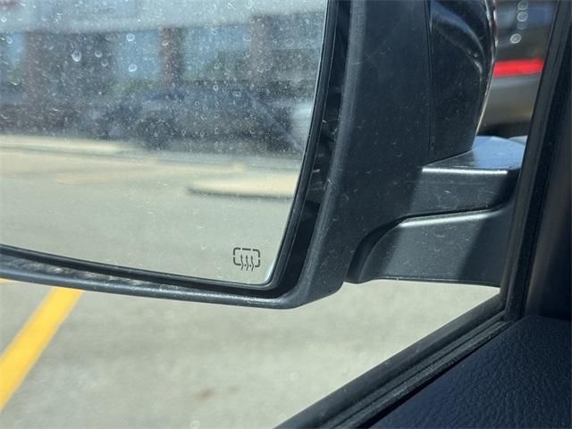Photo of 2025 Silver Zynith Jeep Compass