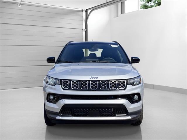 Photo of 2025 Silver Zynith Jeep Compass