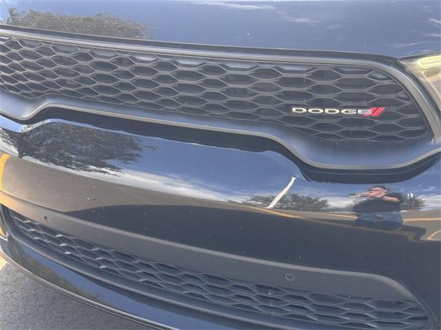 Photo of 2022 DB Black Crystal Clearcoat Dodge Durango