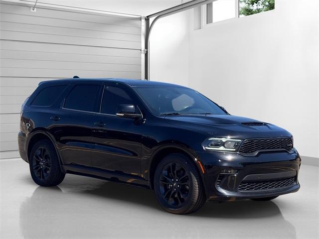 Photo of 2022 DB Black Crystal Clearcoat Dodge Durango