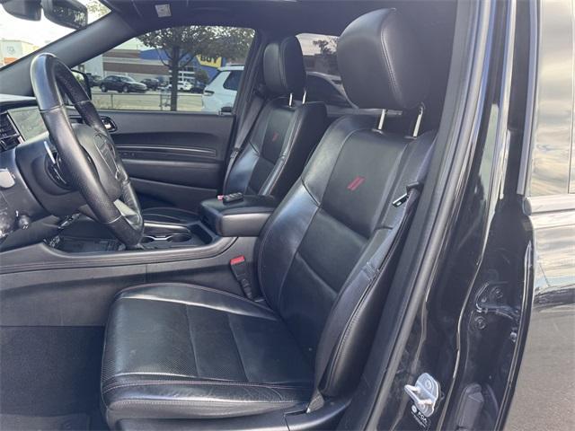 Photo of 2022 DB Black Crystal Clearcoat Dodge Durango
