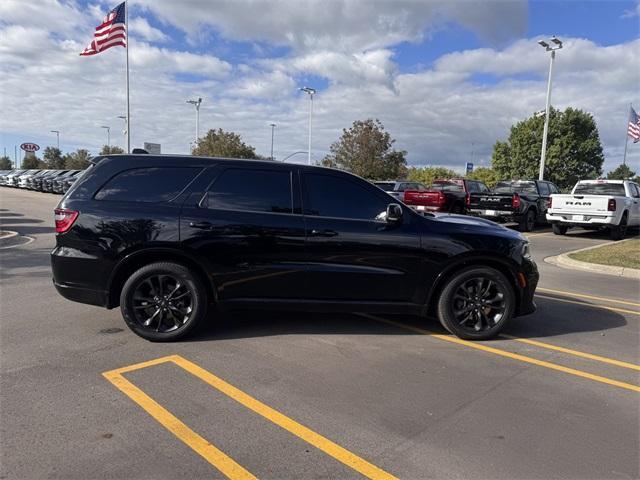 Photo of 2022 DB Black Crystal Clearcoat Dodge Durango
