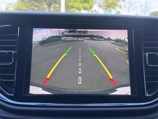 Photo of 2022 DB Black Crystal Clearcoat Dodge Durango