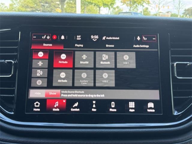 Photo of 2022 DB Black Crystal Clearcoat Dodge Durango