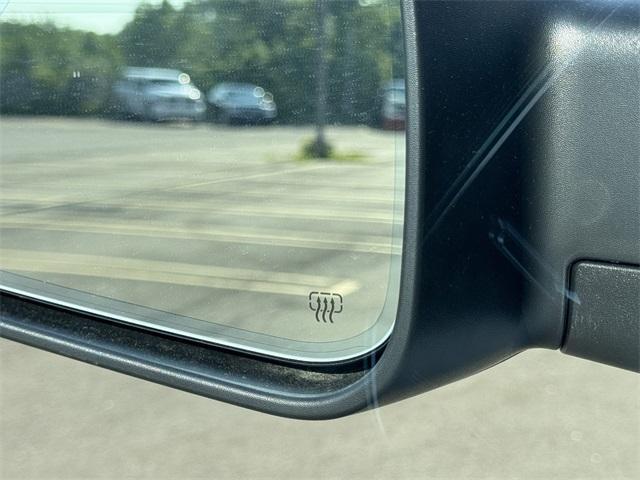Photo of 2025 Bright White Clearcoat RAM 1500