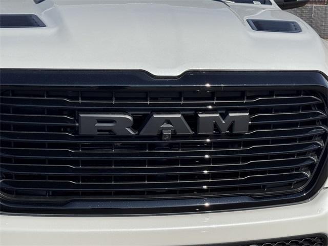 Photo of 2025 Bright White Clearcoat RAM 1500