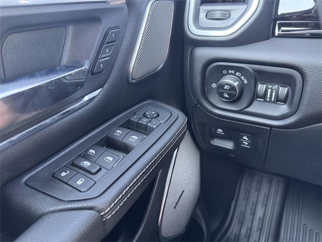 Photo of 2025 Bright White Clearcoat RAM 1500