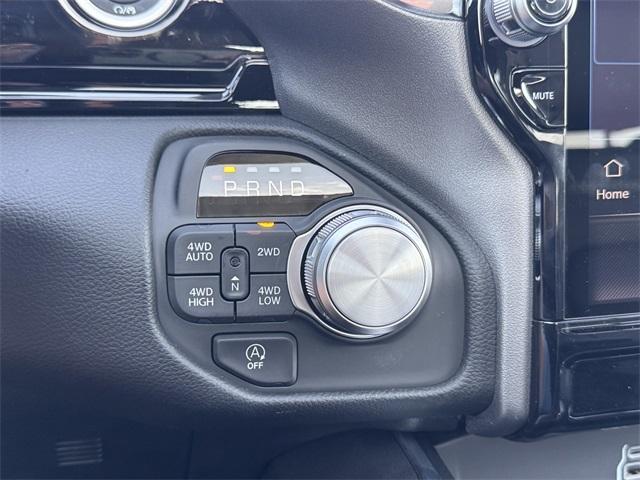 Photo of 2025 Bright White Clearcoat RAM 1500