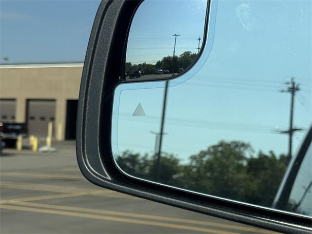 Photo of 2025 Bright White Clearcoat RAM 1500