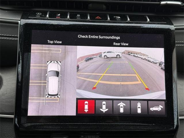Photo of 2024 Silver Zynith Jeep Grand Cherokee