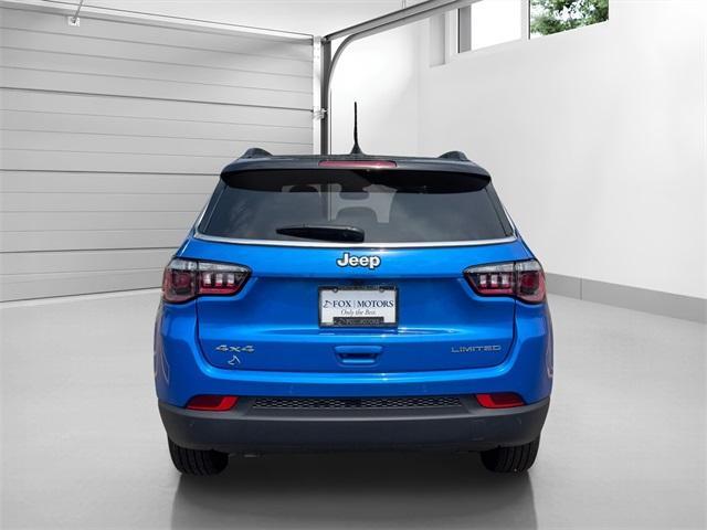 Photo of 2025 Hydro Blue Pearlcoat Jeep Compass