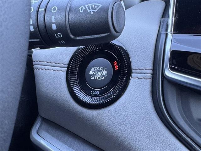 Photo of 2025 Diamond Black Jeep Compass