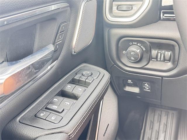 Photo of 2026 Granite Crystal Clearcoat Metallic RAM 1500