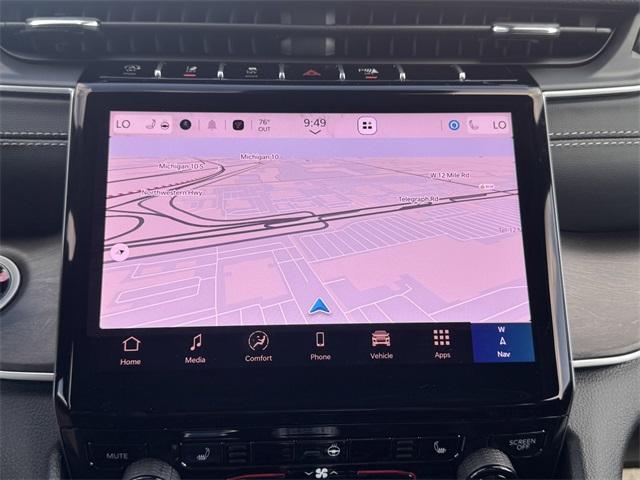 Photo of 2025 Silver Zynith Jeep Grand Cherokee