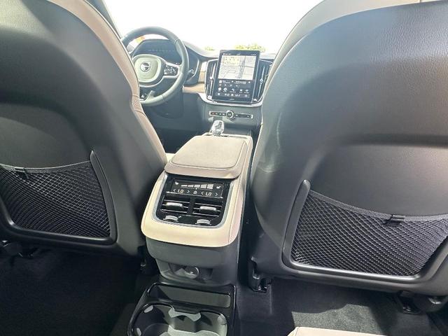 Photo of 2025 Denim Blue Volvo XC90