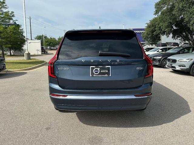 Photo of 2025 Denim Blue Volvo XC90