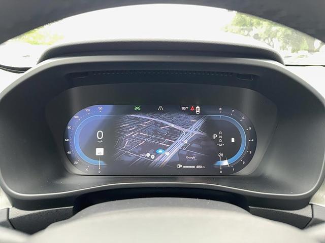 Photo of 2025 Crystal White Pearl Volvo XC40